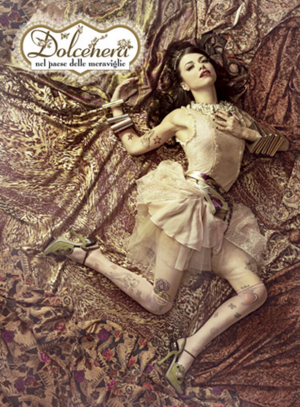 Nel Dolcenera, Nel Paese Meraviglie&nbsp;&nbsp;Piano, Vocal and Guitar&nbsp;&nbsp;Buch