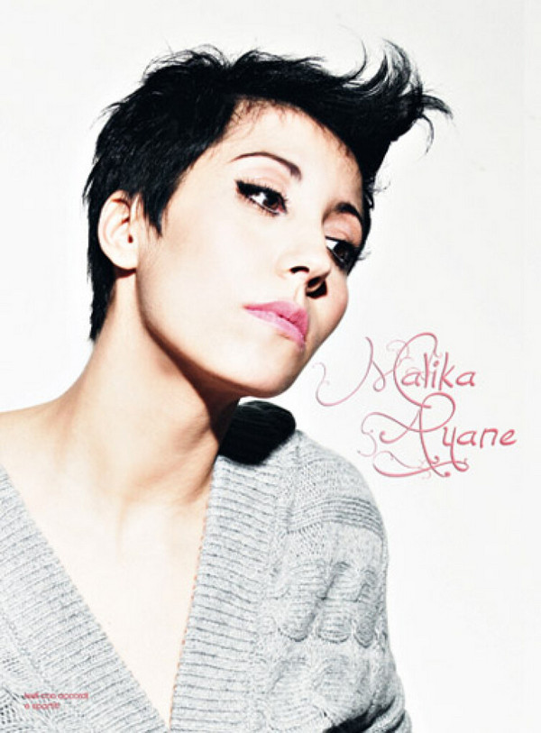 Malika Ayane, Successi&nbsp;&nbsp;Gitarre&nbsp;&nbsp;Buch